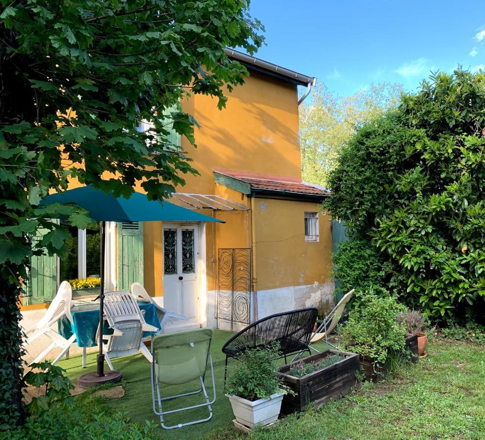 "La Petite Maison" Sainte-Foy-lès-Lyon Buitenkant foto